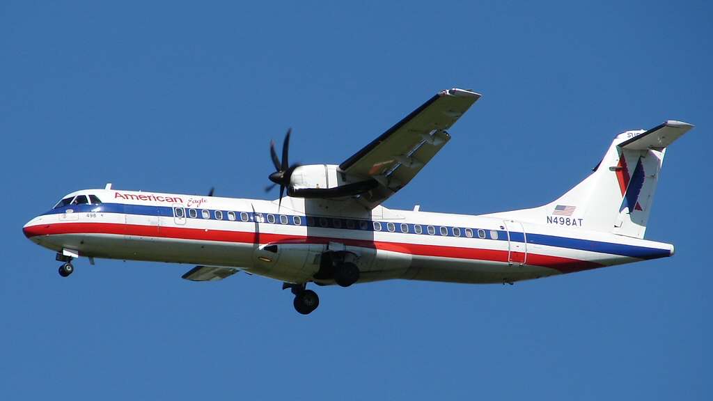 航空機事故 アメリカン イーグル航空4184便墜落事故について 飛行機パイロット
